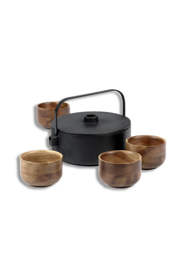 Collage leaf tea set