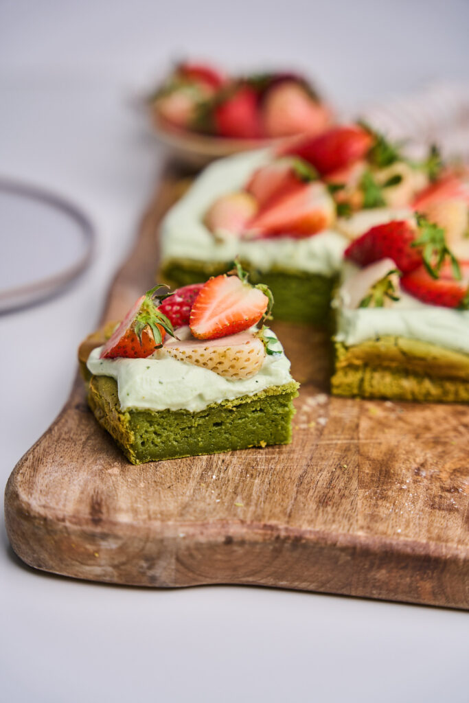 matcha brownie ciasto