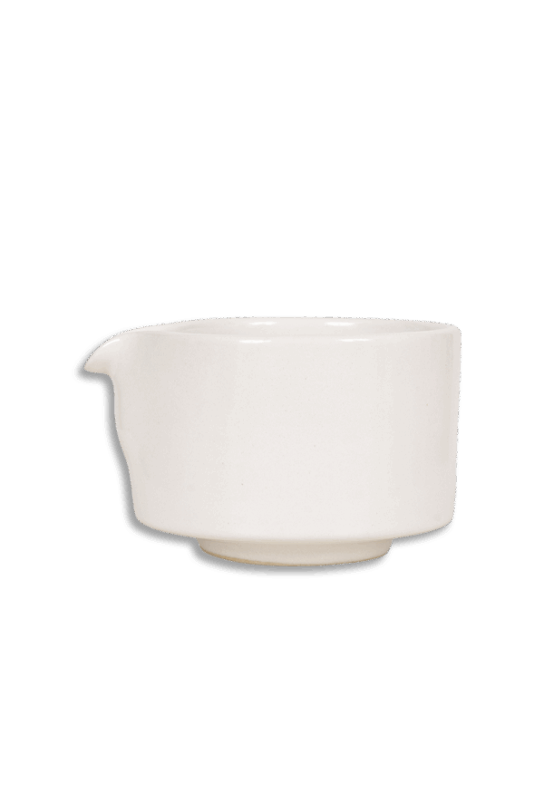 Matchawan Fuyu with a spout